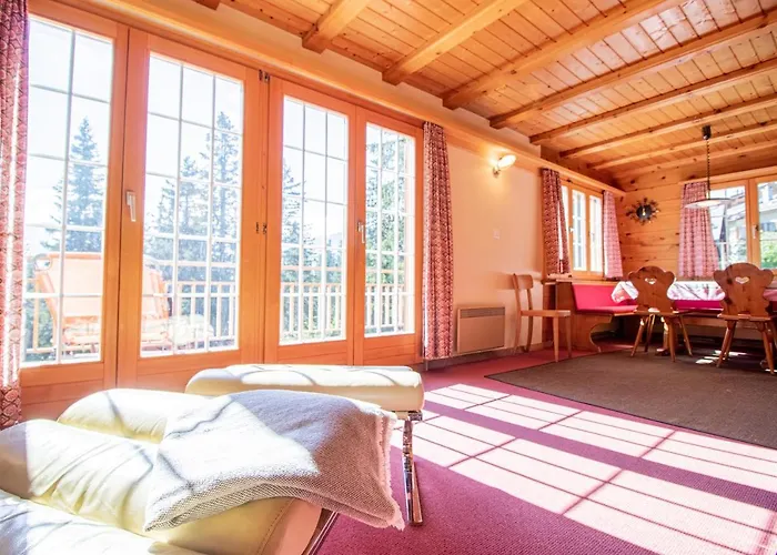 木屋 Soldanella By